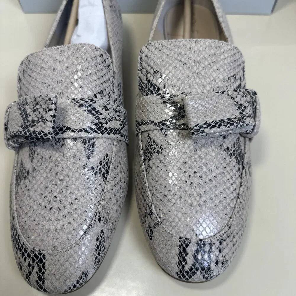 Sole Society Edgy Bold Flat Loafers Tan Snakeskin Size 10 42